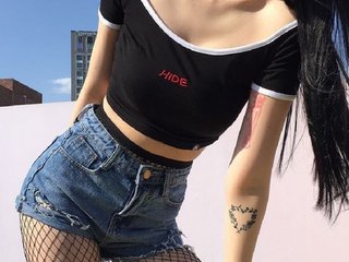 צ'אט וידאו ארוטי SamanthaMejier