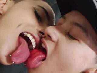 צ'אט וידאו ארוטי Samara-Ambar