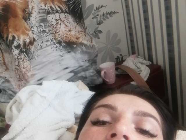 צילומי מסך משודרים SamiraGaew