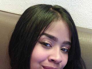 צ'אט וידאו ארוטי Sandrita22