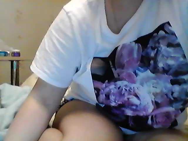 צילומי מסך משודרים -CherryKiss-