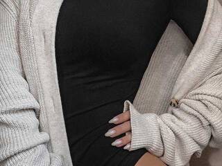 צ'אט וידאו ארוטי Sara-Kiss