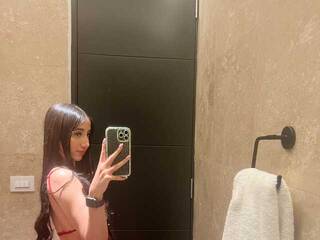 צ'אט וידאו ארוטי SaraDevoe