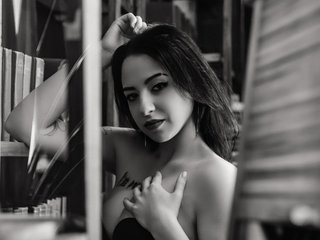 צ'אט וידאו ארוטי Sarah-Dumont
