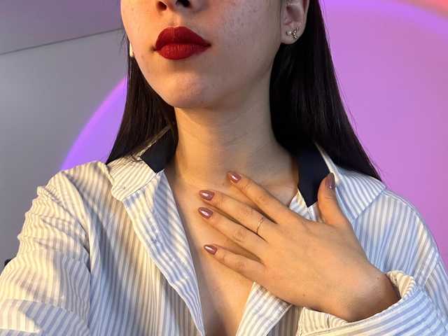 תמונה של הפרופיל Sarahlee
