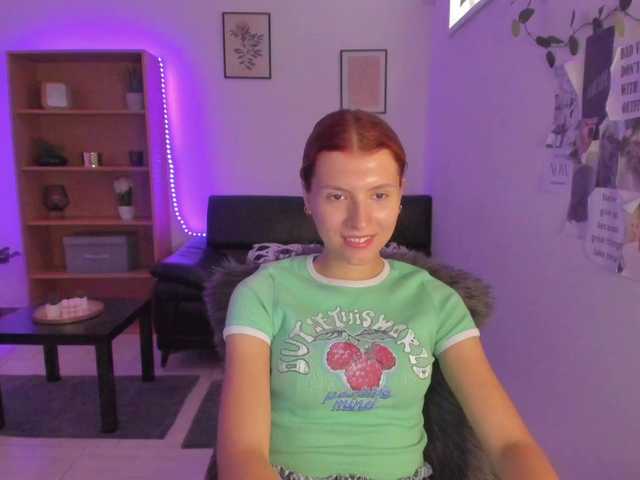 צילומי מסך משודרים SaraJaay18