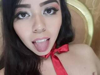 צ'אט וידאו ארוטי Sarayliips