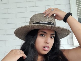 צ'אט וידאו ארוטי SaritaDavis1