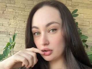 צ'אט וידאו ארוטי sashadessire