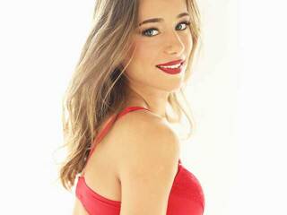 צ'אט וידאו ארוטי SashaWhite18