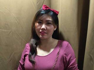 צ'אט וידאו ארוטי ScarletMom