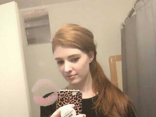 צ'אט וידאו ארוטי ScarletMurphy