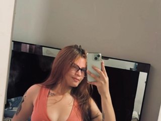 צ'אט וידאו ארוטי ScarlettGold