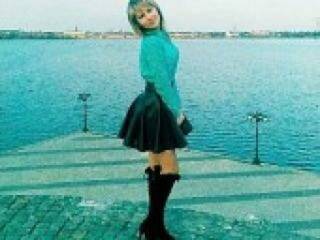 צ'אט וידאו ארוטי scarlettt1