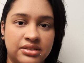 צ'אט וידאו ארוטי seleenaa