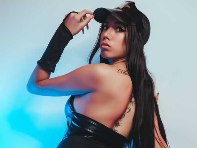 תמונה של הפרופיל SelenaHumber