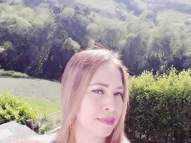 תמונה של הפרופיל selenawish