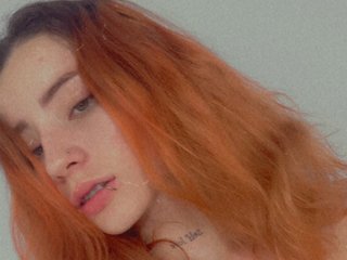 צ'אט וידאו ארוטי selenecat