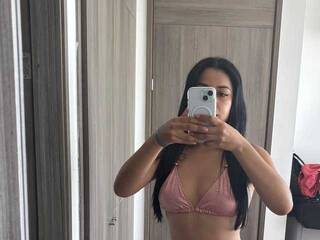 צ'אט וידאו ארוטי SeleneJinx