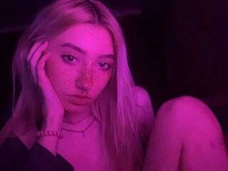 צ'אט וידאו ארוטי seramega2