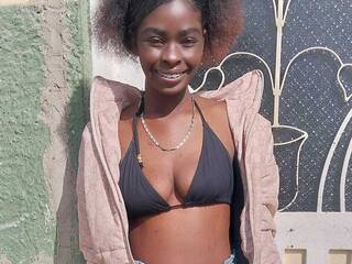 צ'אט וידאו ארוטי SereneWinslet