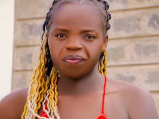 צ'אט וידאו ארוטי Sexyamadah-012