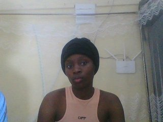 צ'אט וידאו ארוטי Sexymammy001