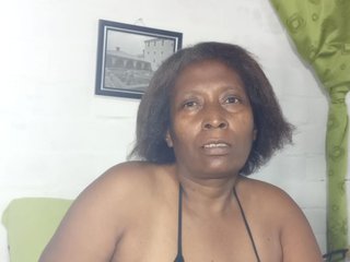 צ'אט וידאו ארוטי zulayxxx