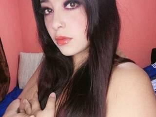 צ'אט וידאו ארוטי sharikwilson