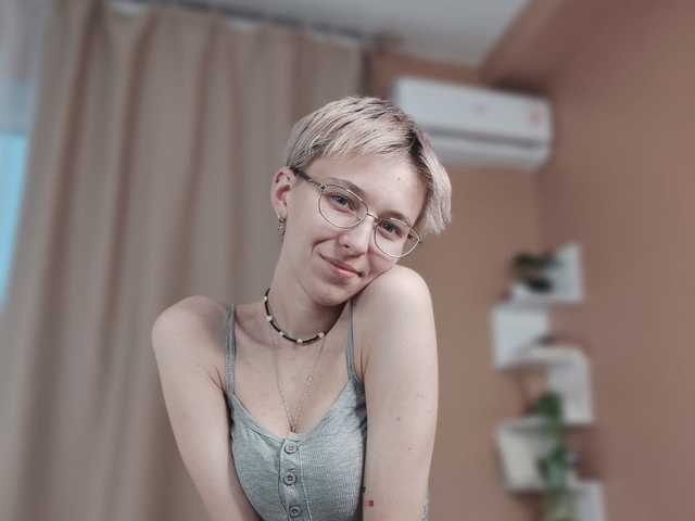 תמונה של הפרופיל SharliRose