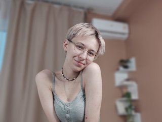 צ'אט וידאו ארוטי SharliRose