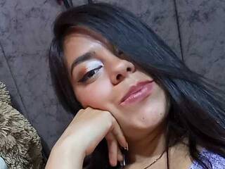 צ'אט וידאו ארוטי SharonDubois