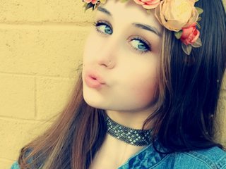 צ'אט וידאו ארוטי Shaybaby