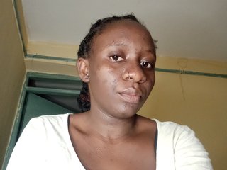 צ'אט וידאו ארוטי Shazzy