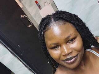 צ'אט וידאו ארוטי Shee123