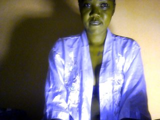 צ'אט וידאו ארוטי Sheilkahsexy