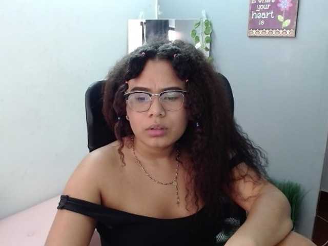 תמונות sherly-hot hello chisco, i'm new but i'm ready to fulfill your fantasies