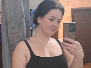 צ'אט וידאו ארוטי ShyGirl158