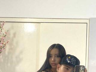 צ'אט וידאו ארוטי sicko-lady777