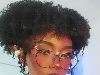 צ'אט וידאו ארוטי Silverosequeen