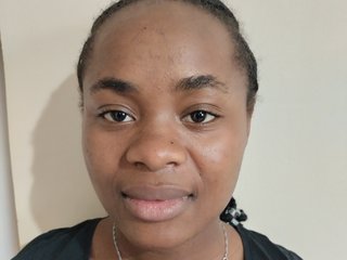 צ'אט וידאו ארוטי Simona-Q