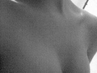 צ'אט וידאו ארוטי sindy25