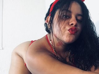 צ'אט וידאו ארוטי SkarletThomson