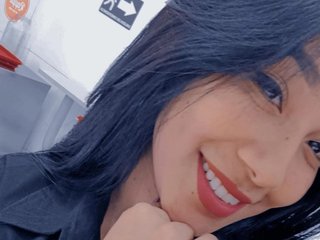 צ'אט וידאו ארוטי XImenaBeckett