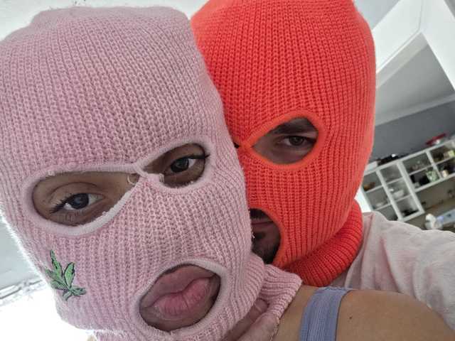 תמונה של הפרופיל Skimaskcouple891081