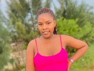 צ'אט וידאו ארוטי SkylaBoo696