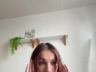 צ'אט וידאו ארוטי SkylarJewels