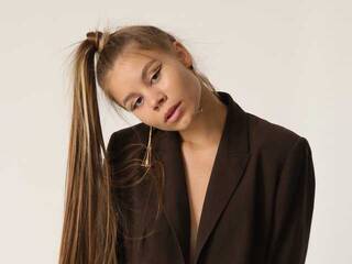 צ'אט וידאו ארוטי skyler-lux