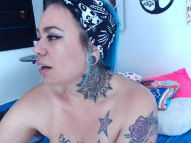 צילומי מסך משודרים skyviolet