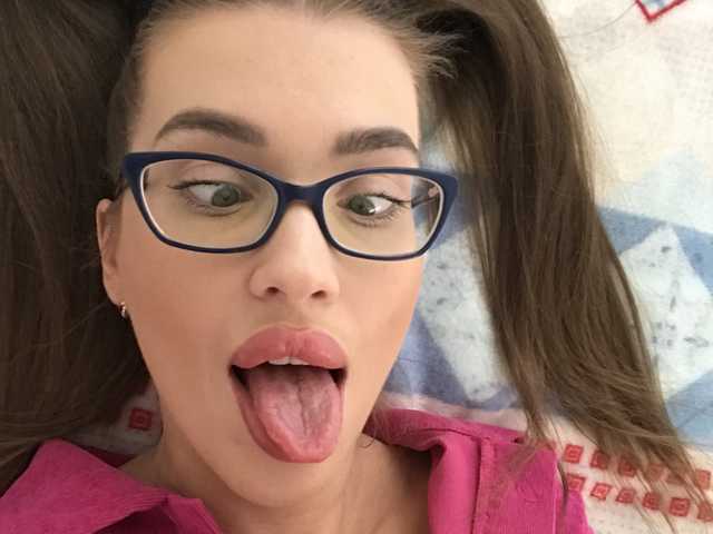 תמונה של הפרופיל SladkyGrex